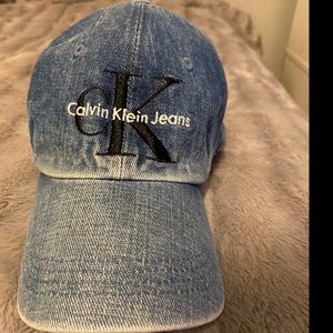 Cavin Klein hat